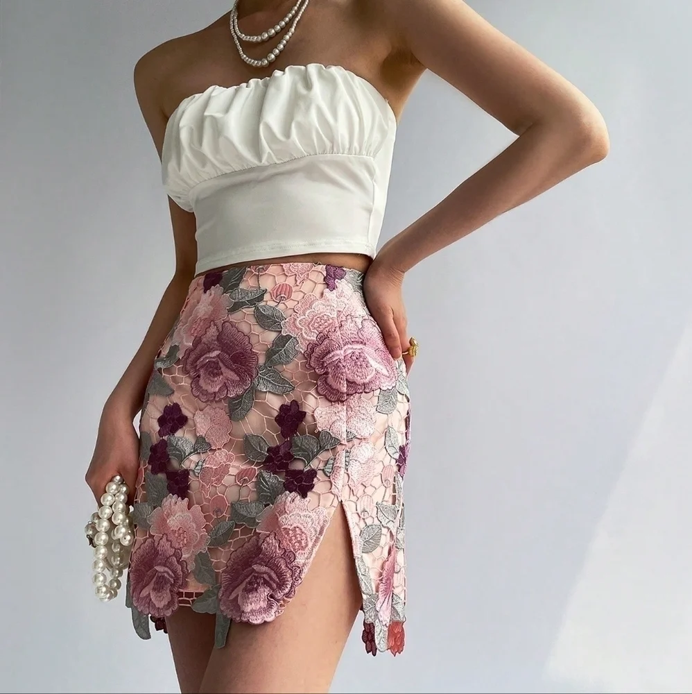 Floral Lace Skirt, Perfect For Date, Wedding, Holiday, Beach, And Seaside - Picture 3 of 5